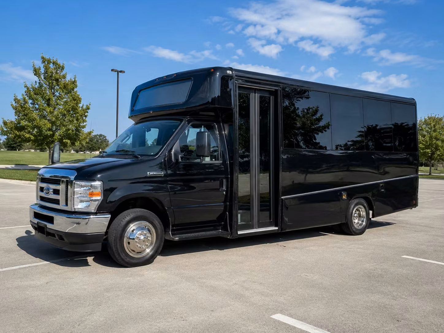 bradenton 20 passenger minibus rental