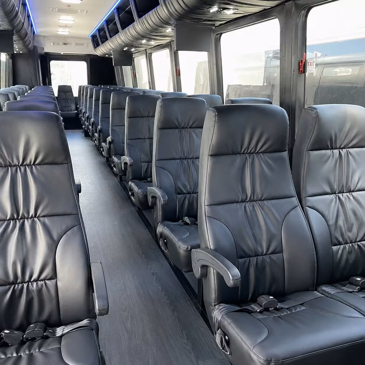bradenton 25 passenger minibus rental