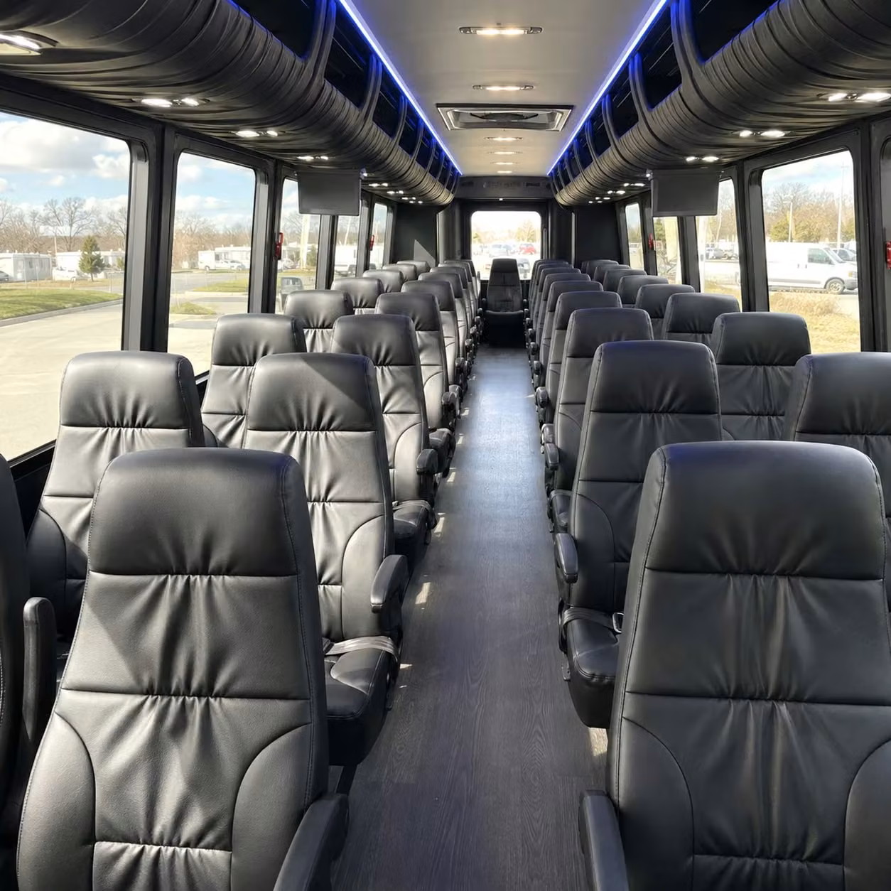 bradenton 28 passenger minibus rental