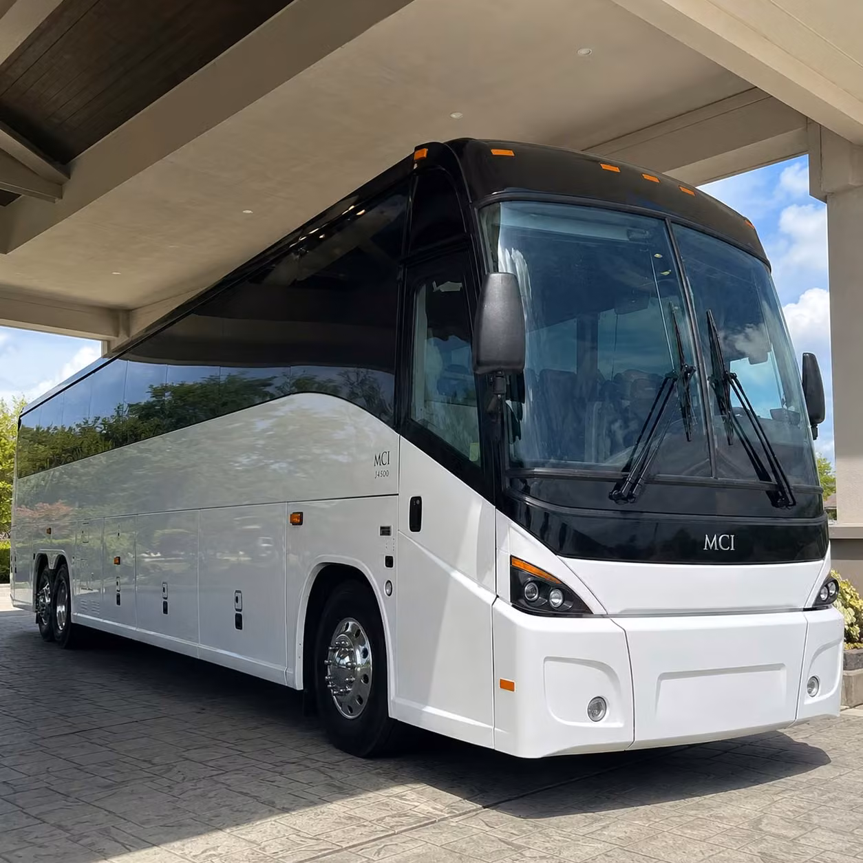 bradenton to tampa bay employee transportation for cross bay commuters