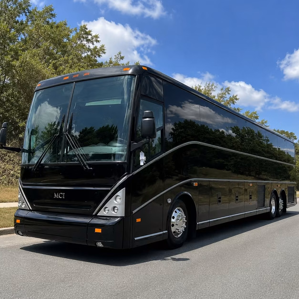 construction site shuttles and workforce transportation in manatee county